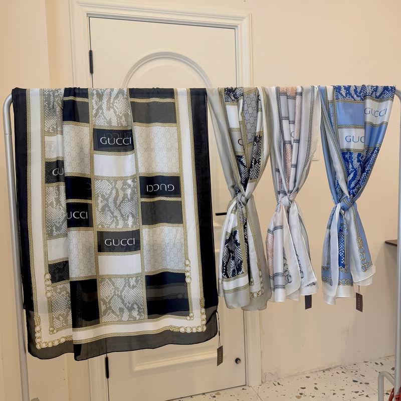 Gucci silk scarf 90-180cm E032926